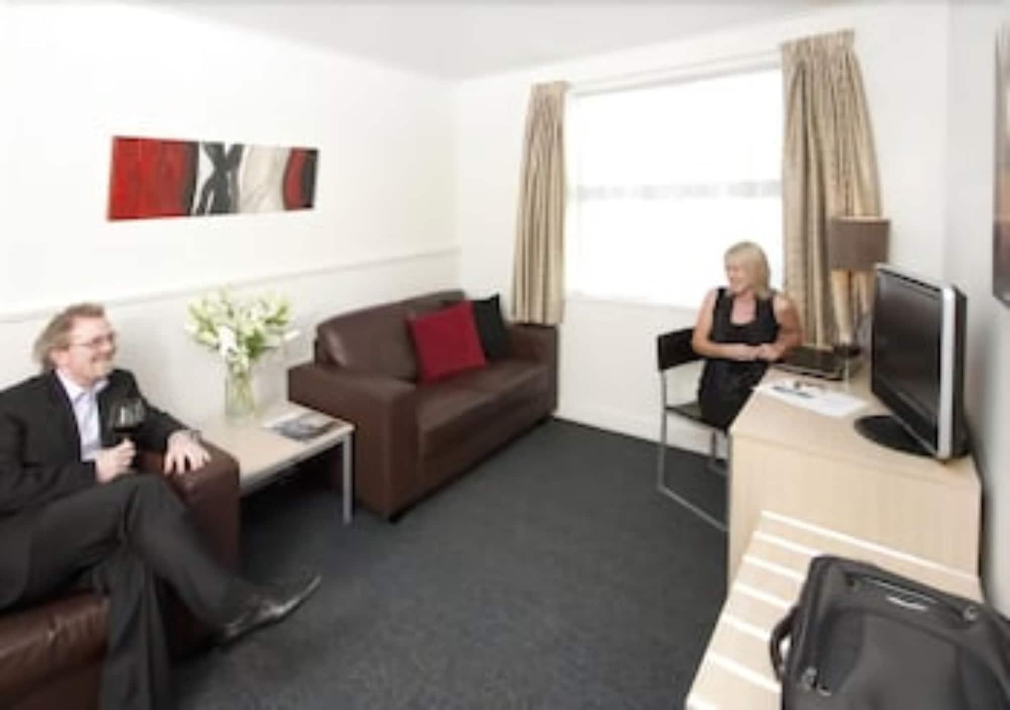 Quest Dunedin Serviced Apartments Extérieur photo