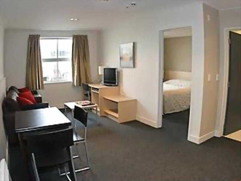 Quest Dunedin Serviced Apartments Extérieur photo